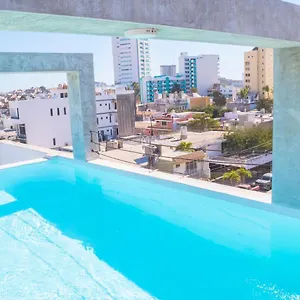 Soho 3 Departamento A Una Cuadra De La Playa Mazatlán